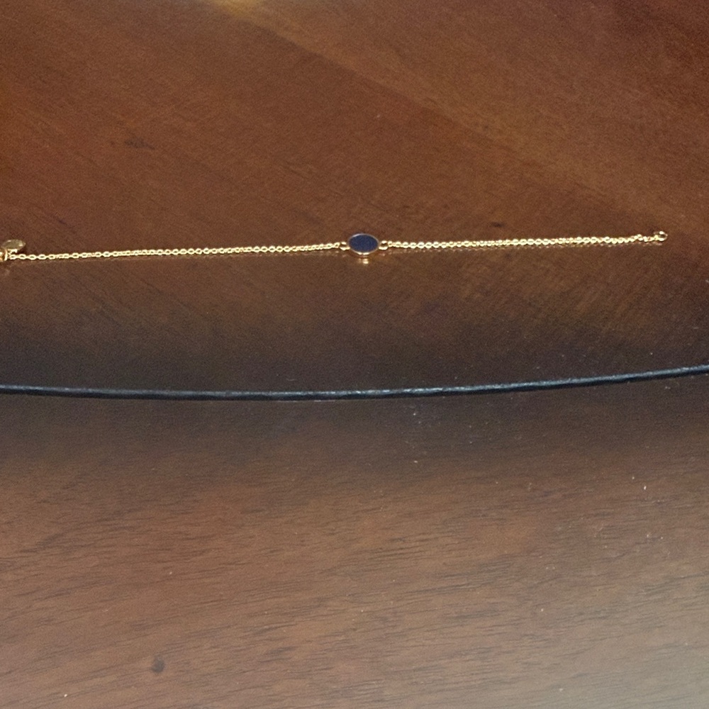 Vintage Gold Chain Bracelet with Dark Blue Stone